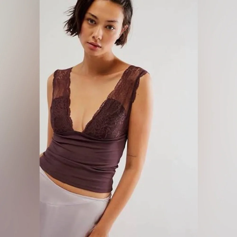 NWT Intimately FREE PEOPLE Power Play Cami Top Bittersweet Cocoa Brown Lace - Picture 2 of 12